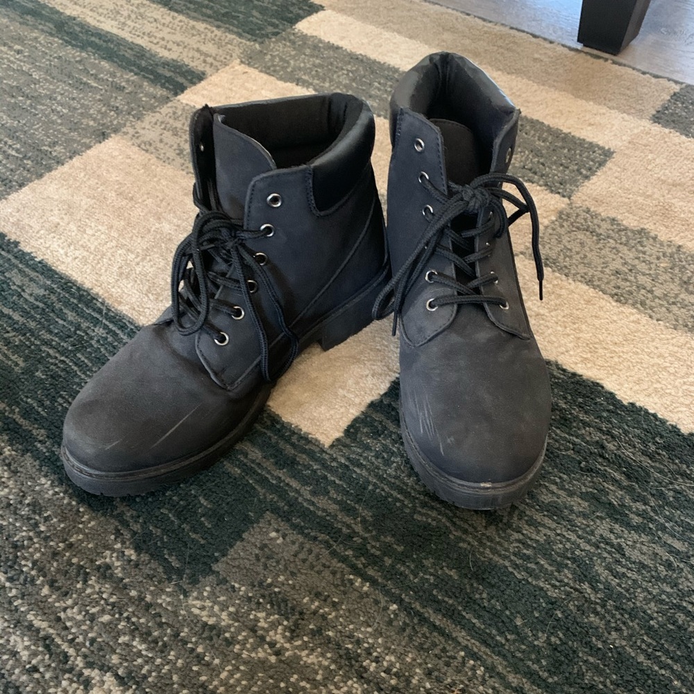 Black boots